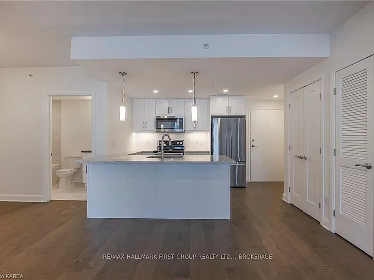 129 A South St #508 — Photo 13