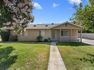 4042 Campbell St, Riverside, CA 92509