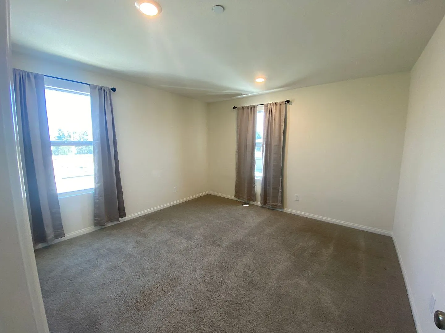 7553 Citrusmoon Ct, (Yuefang Yang) — Photo 3