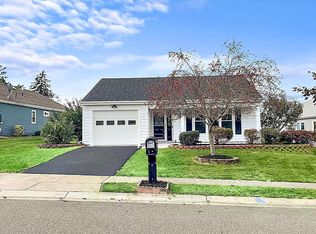 34 Redhill Rd, Manchester, NJ 08759