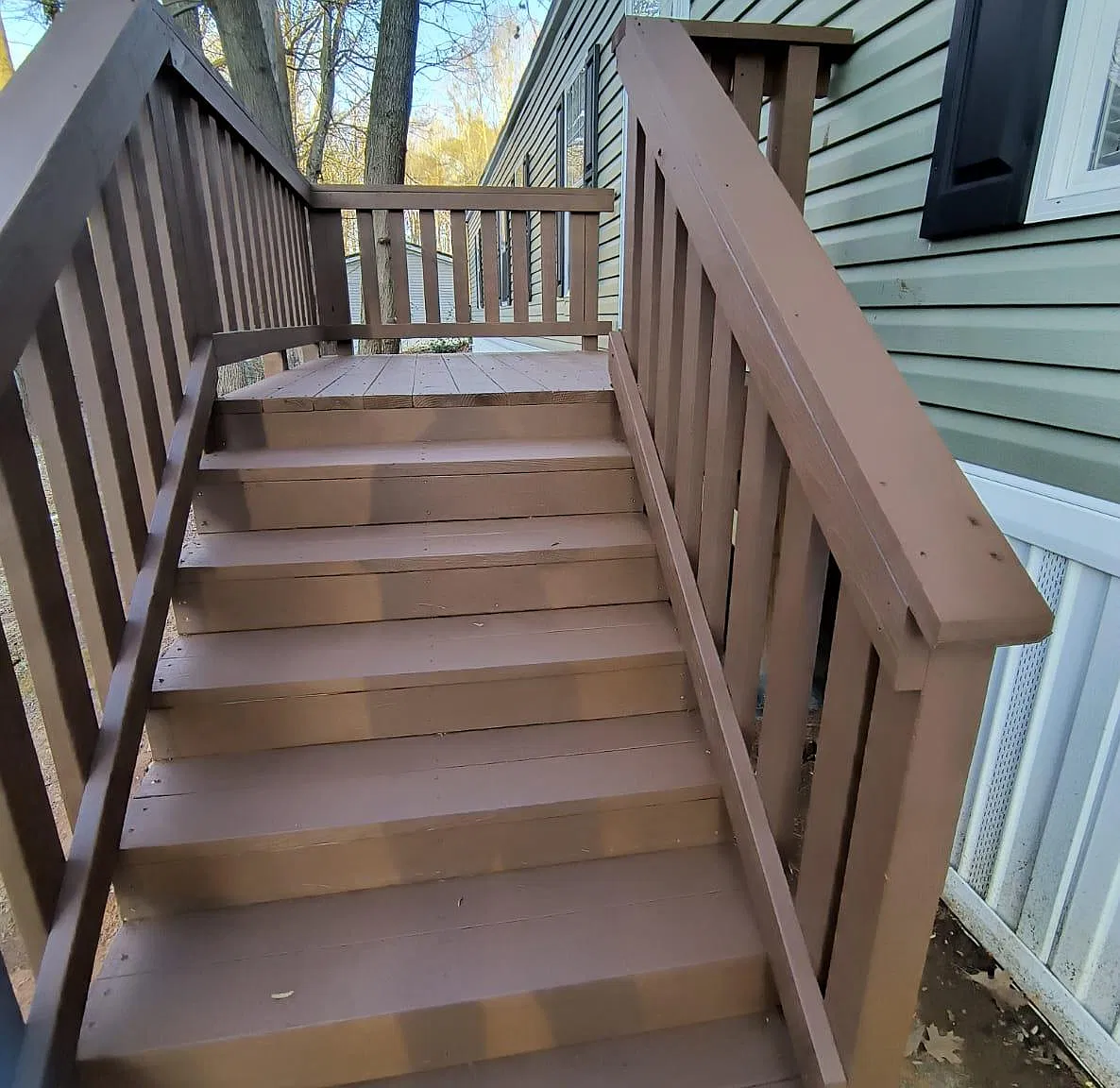 129 Holly Springs Dr — Photo 2