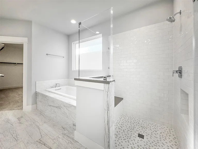 1602 Westside Gardens Ln — Photo 17