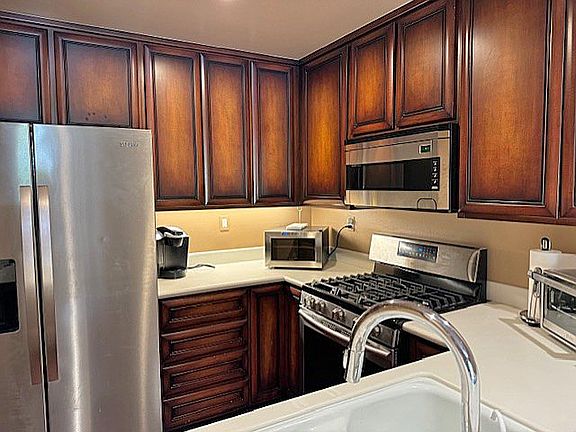 4th image of 105 Por La Mar Cir