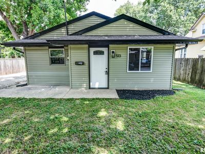 513 E Oak St, Taylorville, IL, 62568