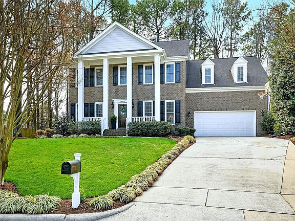 3rd image of 9805 Rockledge Dr