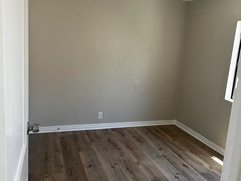5332 Almont St #1/4 — Photo 5