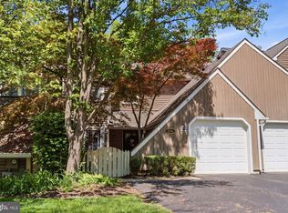 1586 Bud Ln, Yardley, PA 19067