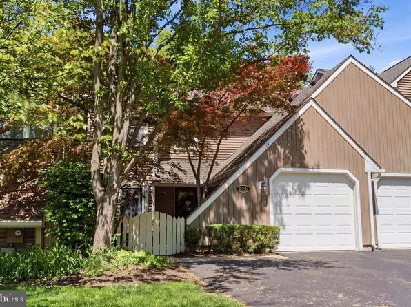 1586 Bud Ln, Yardley, PA 19067