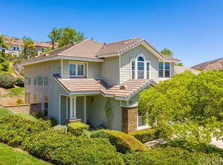29064 Raintree Ln, Saugus, CA 91390