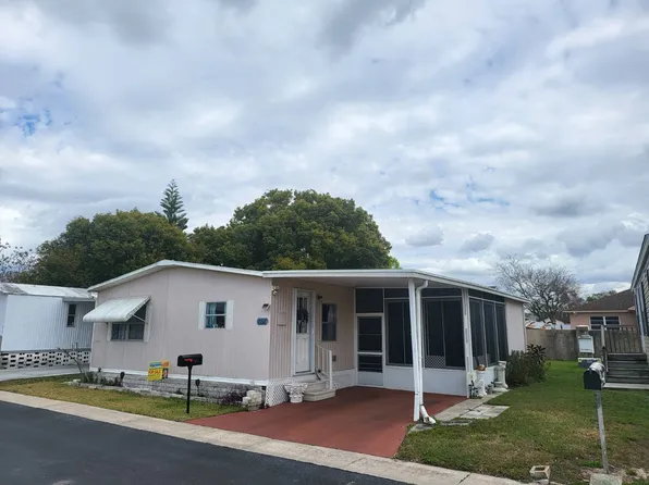 7352 Carnival Ln, New Port Richey, FL 34653