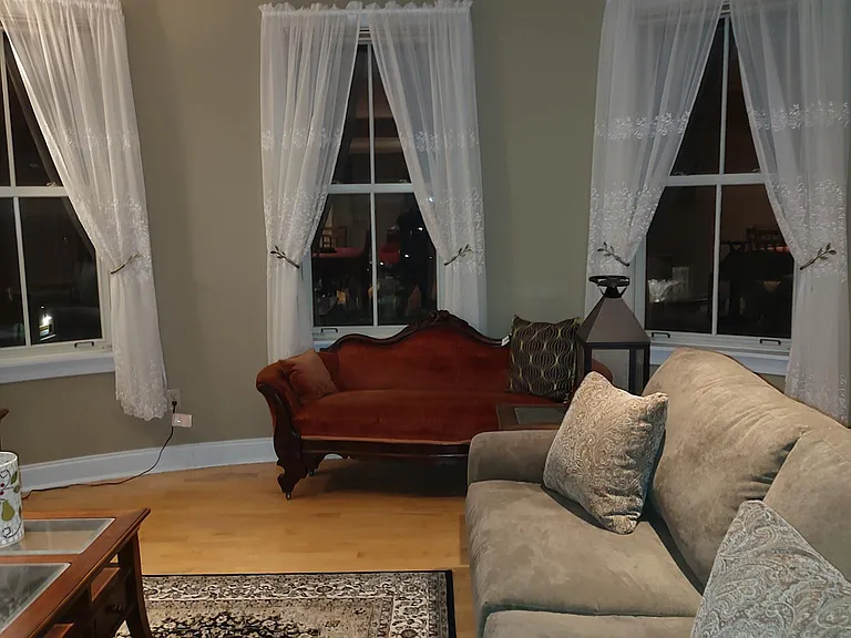 40 College St — Photo 15