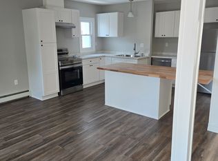 4481 Lake Shore Rd, Hamburg, NY 14075