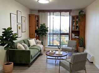 4645 Jane St #727, Toronto, ON M3N 2K9