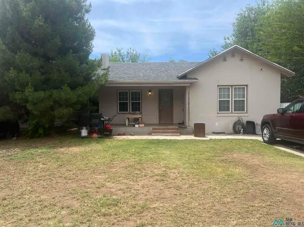 309 N Lake St, Carlsbad, NM 88220