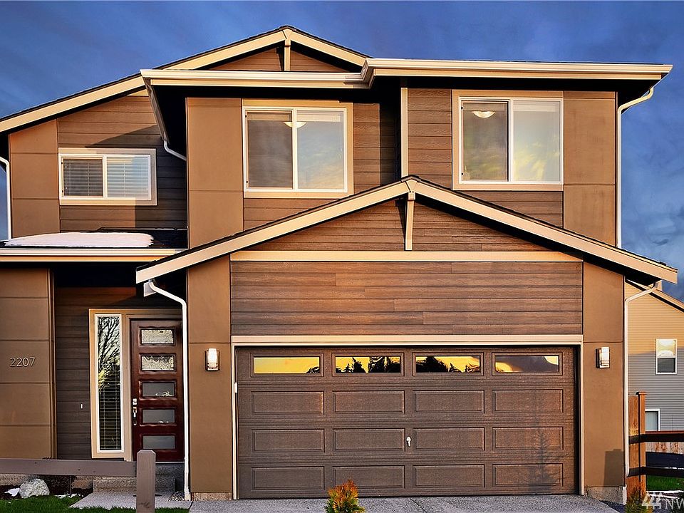 Model Home at Hawksbeard Lot 07.  Photos of actual home.