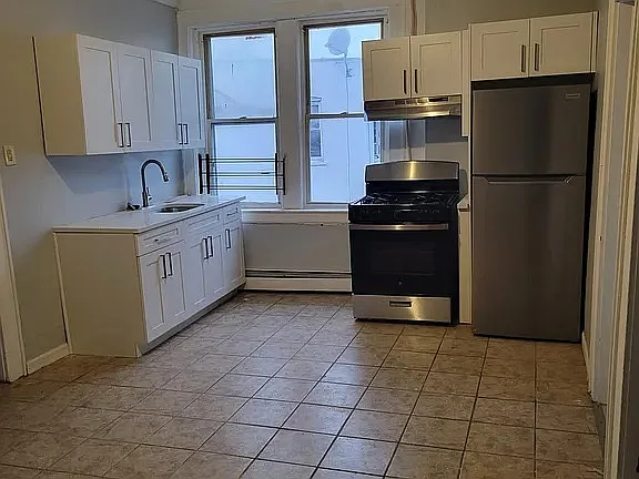151 Parker St #8 — Photo 5