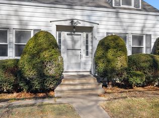 212 Pearl St, Gardner, MA 01440