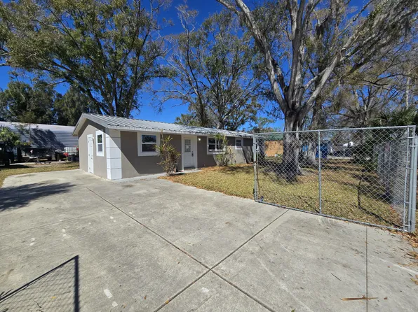 10419 Ray St, Gibsonton, FL 33534