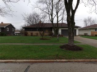 13766 Cherokee Trl, Middleburg Heights, OH 44130