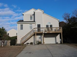 3927 Smith St, Kitty Hawk, NC 27949