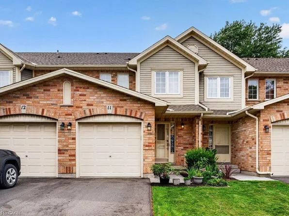 44 Frances Ave #11, Hamilton, ON L8E 5V6