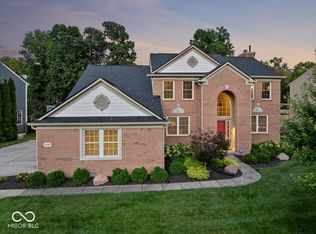 11995 Gray Eagle Dr, Fishers, IN 46037