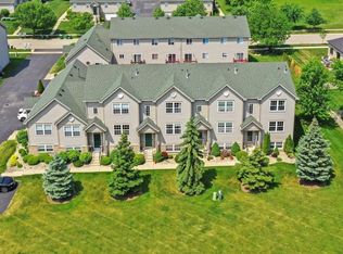 1910 S Austrian Pine St, Lockport, IL 60441