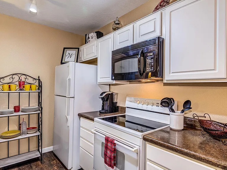 5230 E Brown Rd — Photo 4