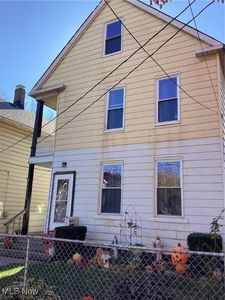 2458 Professor Ave, Cleveland, OH, 44113