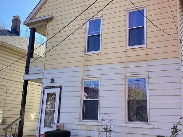 2458 Professor Ave, Cleveland, OH 44113