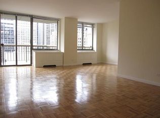 225 E 44th St, New York, NY 10017