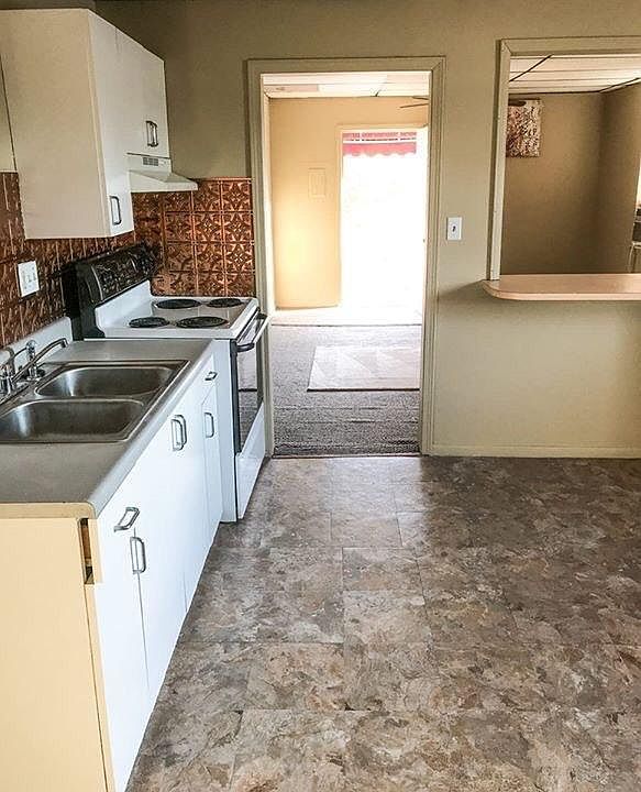 2nd image of 519 N Walnut St APT 3