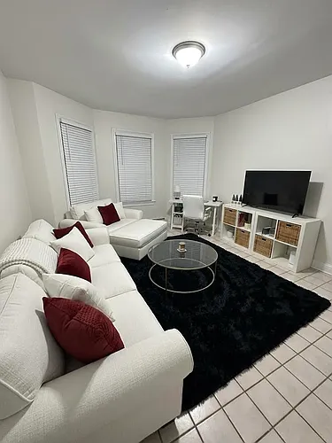 180 L St #2 Photo 1
