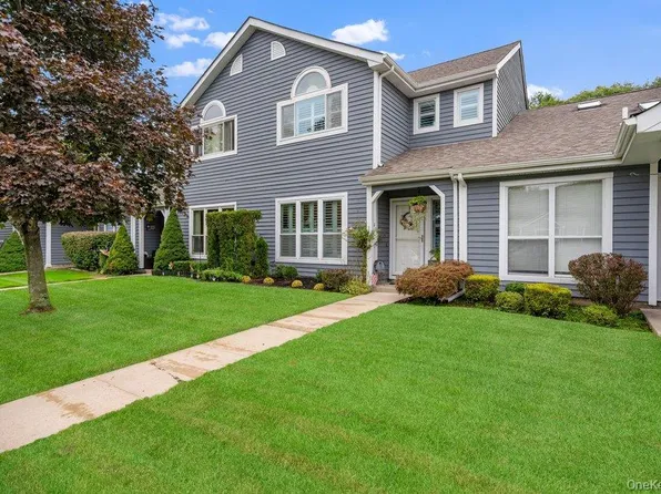840 Birchwood Park Drive, Middle Island, NY 11953