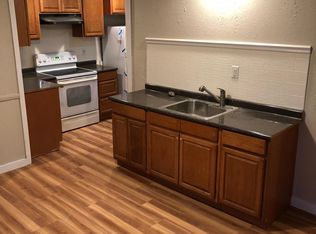 63 Russell St APT 2R, Worcester, MA 01609