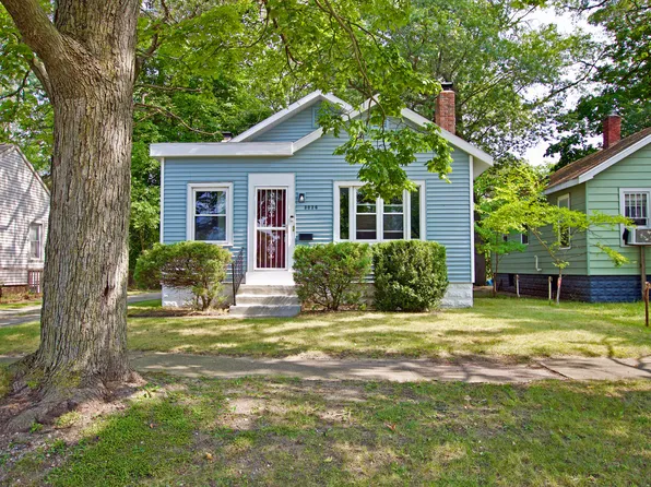 3036 Temple St, Muskegon Heights, MI 49444