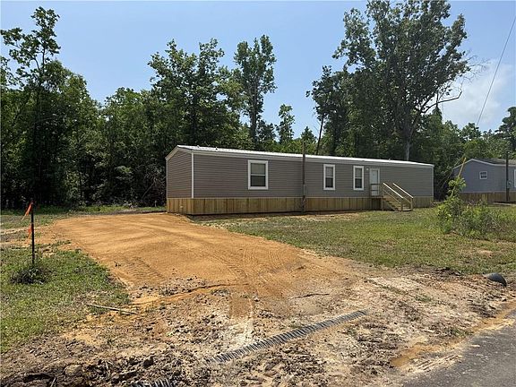 2nd image of 29520 Lindas Haven Rd