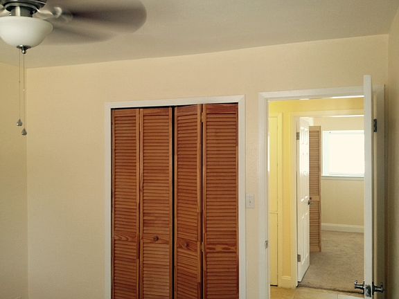 5th image of 4022 Willow Green Dr