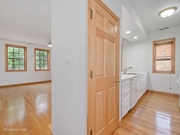 2336 W Palmer St #2 — Photo 10
