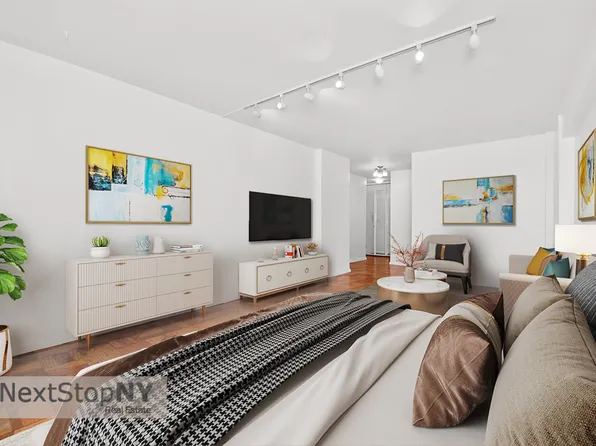 153 East 57th Street image 1 of 9