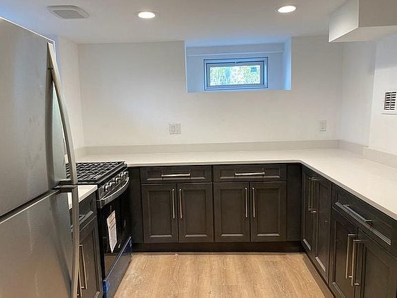 New appliance,cabinet,floor