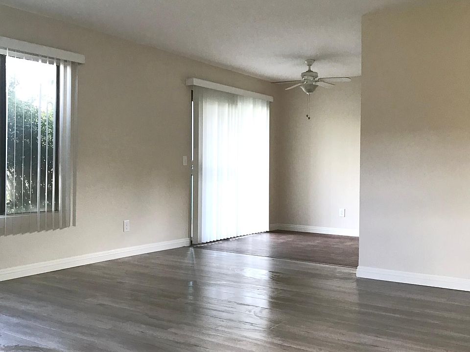 1st image of 25880 Dartmouth St APT 8