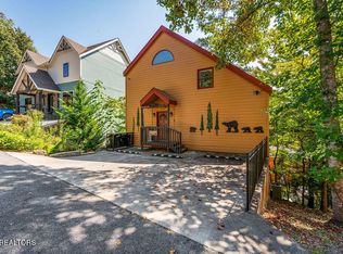 3523 Brook Stone Way, Pigeon Forge, TN 37863