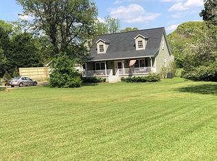 519 Old Center Point Rd, Carrollton, GA 30117