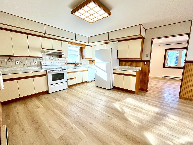 25 Valley Ct #2 — Photo 3
