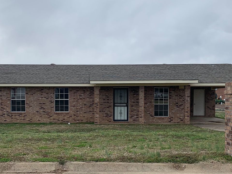 1st image of 2708 Red Haven Dr