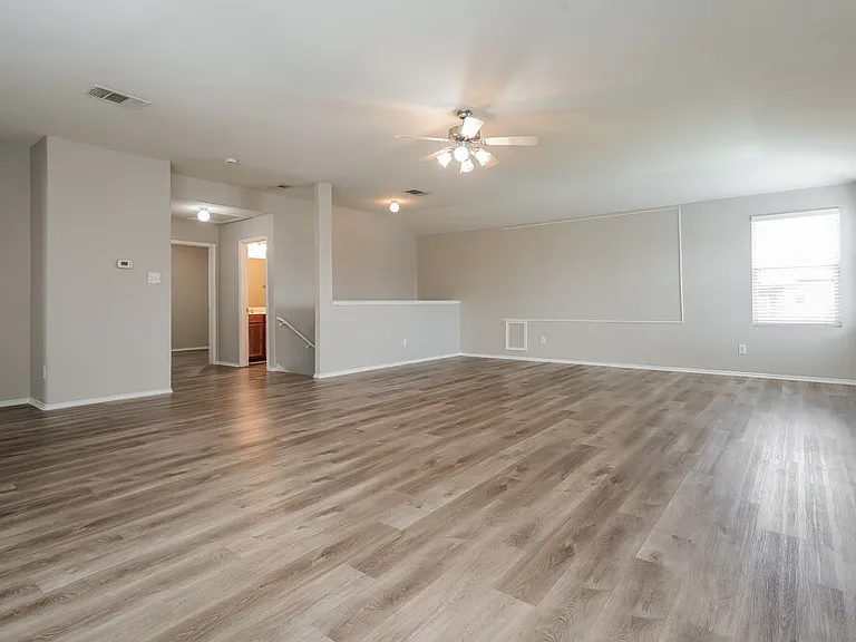 1625 Grassy View Dr — Photo 12