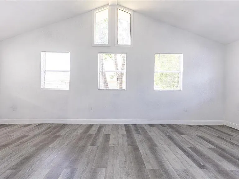 6906 N Lynn Ave — Photo 9