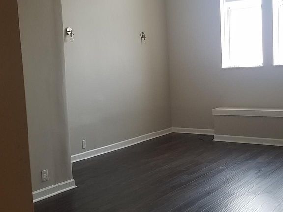 3rd image of 3556 Shenandoah Ave APT 206