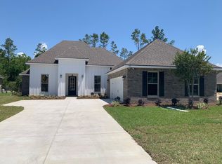 137 Constellation Ave, Freeport, FL 32439